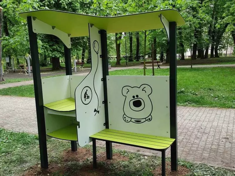 Gliwice: Przewijaki i ławki dla karmiących mam w parkach i na skwerach