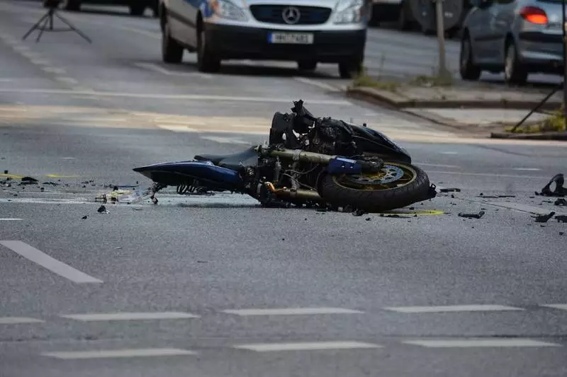 36-letni motocyklista trafił do szpitala w wyniku wypadku
