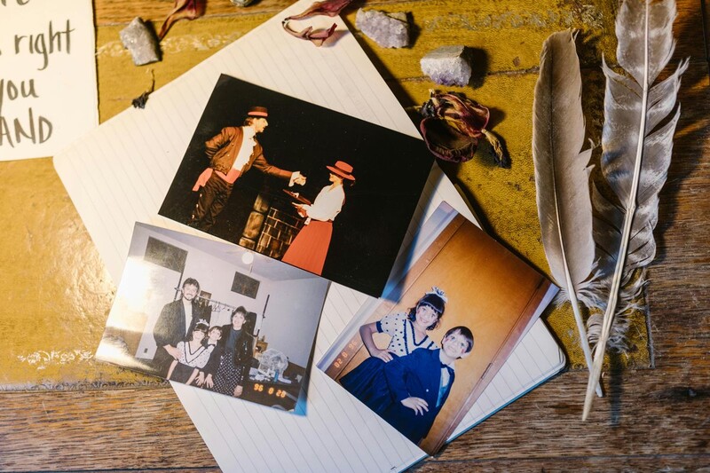 Dlaczego niektórzy ludzie lubią kolekcjonować rzeczy z okresu nauki? Powrót do przeszłości