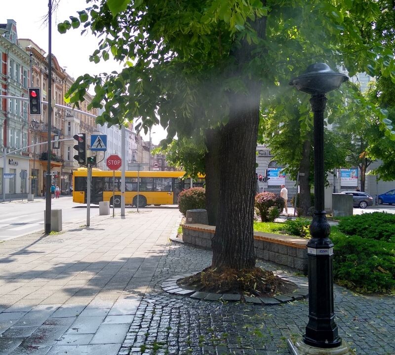 Dobra wiadomość dla pasażerów – przystanek A4 wraca na miejsce przy Urzędzie Miejskim!
