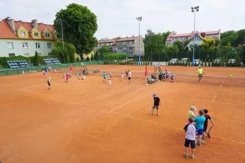 Korty tenisowe przy ul. Kosynierów 6 rozpoczęły sezon!