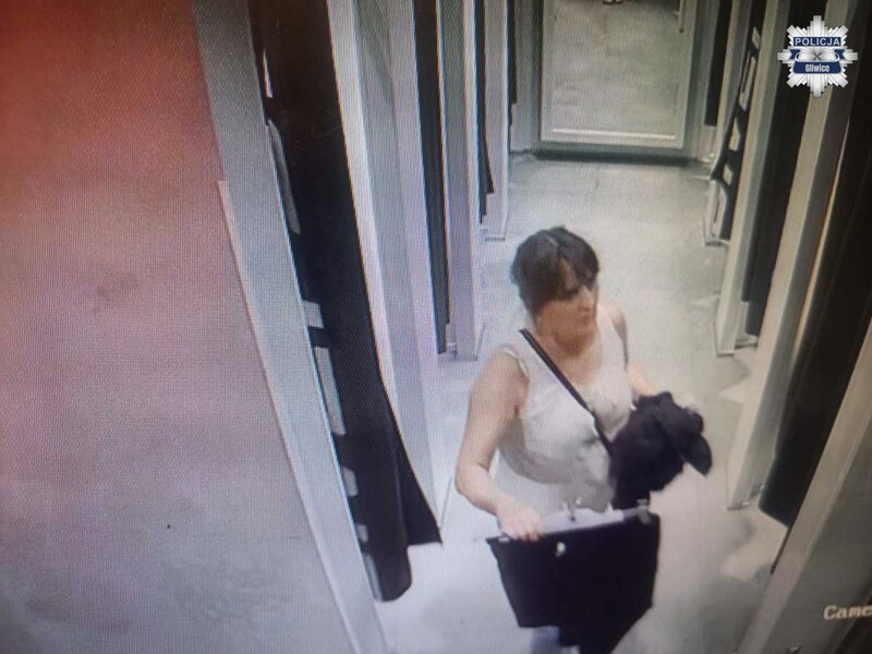 Policja poszukuje kobiety podejrzewanej o przywłaszczenie telefonu. Rozpoznajesz?