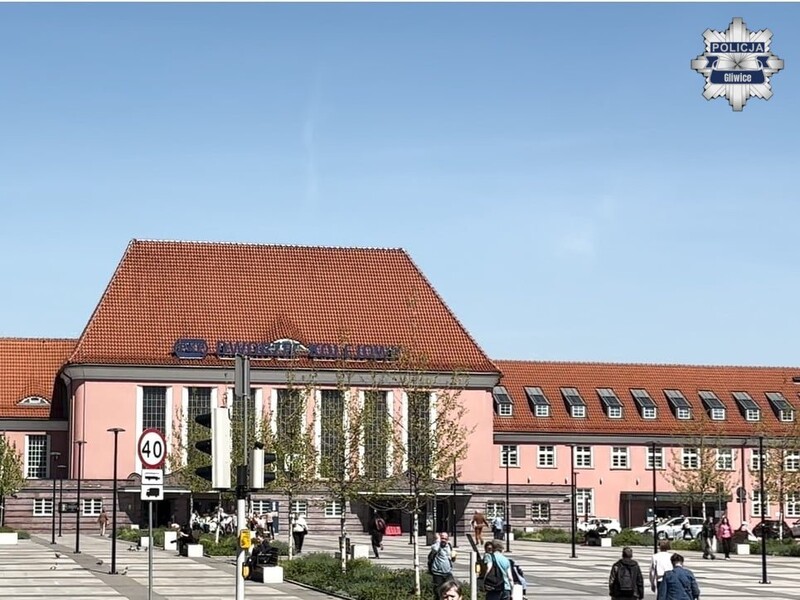 Sześcioletnie dziecko odjechało pociągiem bez ojca. Reakcja pasażerów była kluczowa