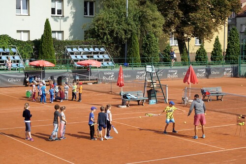 „Wakacje z MZUK-iem 2025” - jakie atrakcje przygotowano dla dzieci?