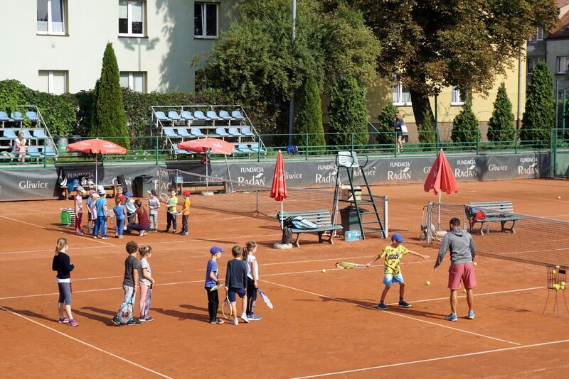 „Wakacje z MZUK-iem 2025” - jakie atrakcje przygotowano dla dzieci?