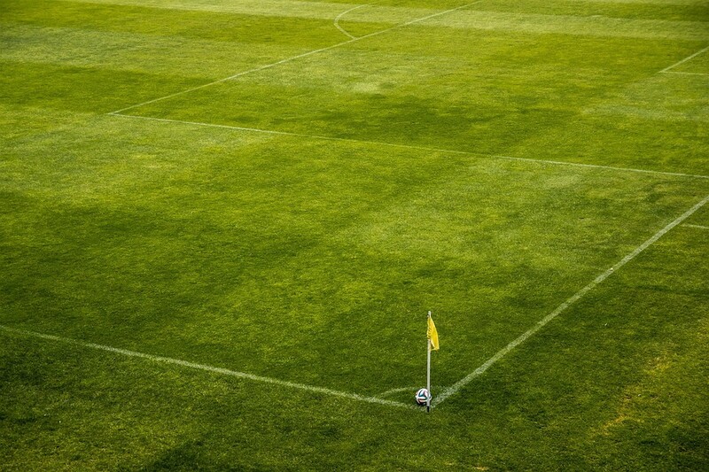 Wnieśli alkohol na mecz. Czeka ich zakaz stadionowy i spora grzywna
