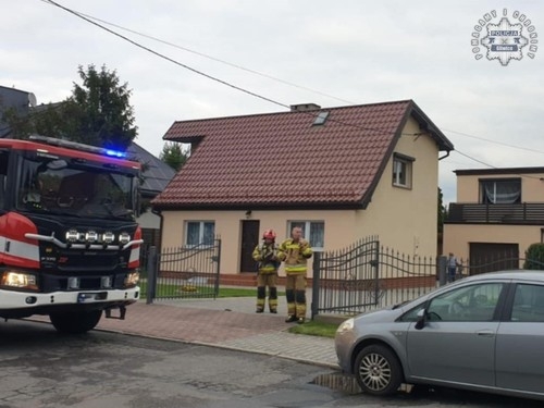 Wybuch i pożar w domu jednorodzinnym w Gliwicach – 65-latek z poparzeniami